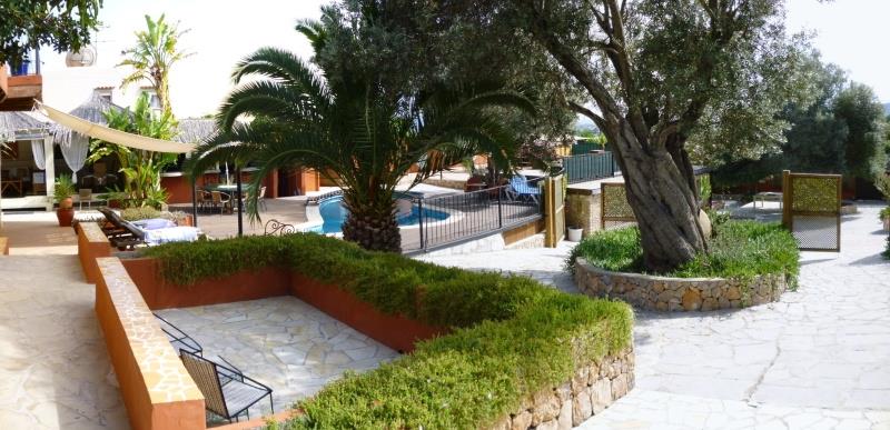 Luxury Villa with 6 Bedroom for sale in Sa Carroca