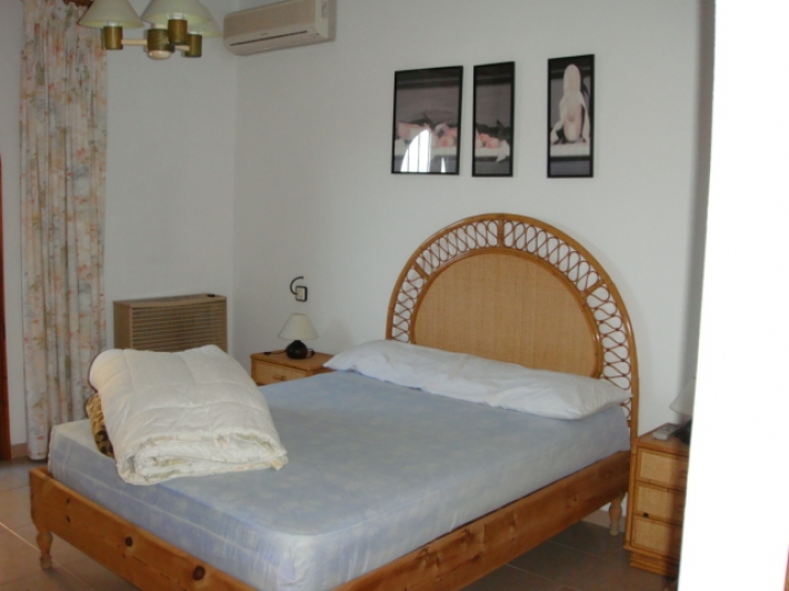 Rustic 5 bedroom villa for rent in Ibiza