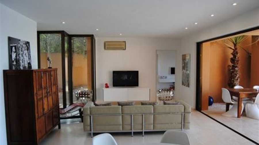 Family house in the exclusive urbanization Calo d'en Real
