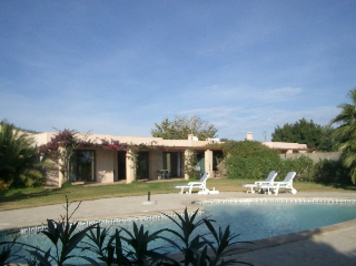 4 bedroom villa in San José de sa Talaia rent Ibiza