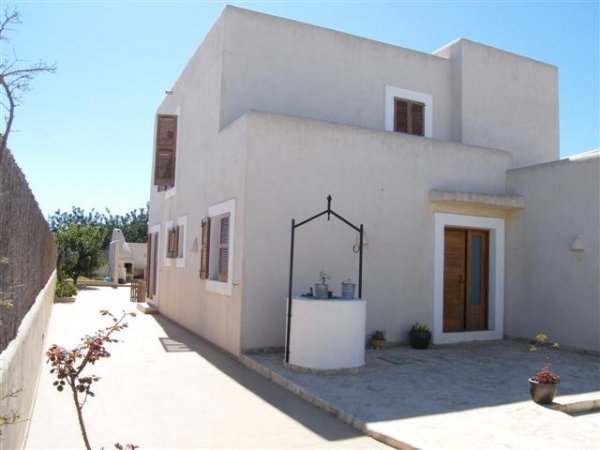 Santa Berry Villa for rent in Ibiza