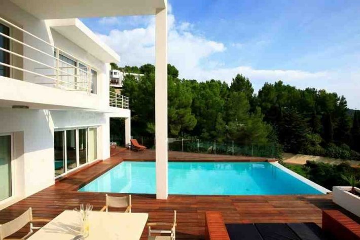 This 7 bedroom luxury villa in Ibiza for sale