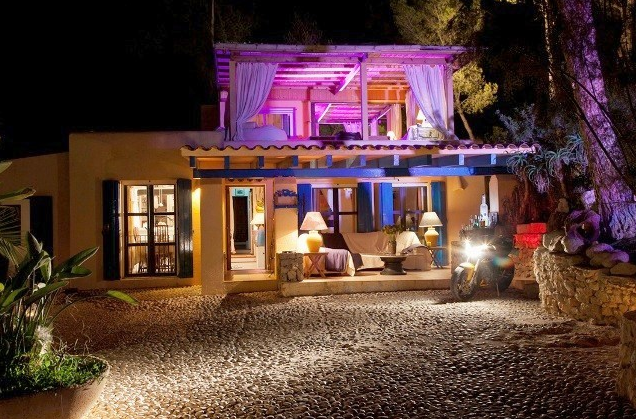 Very nice villa in Las Salinas for sale