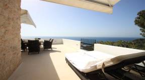Dream house in Roca Lisa for sale with great sea views