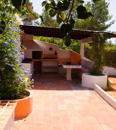 Four bedroom house for sale in Talamanca
