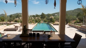 New and beautiful villa in San Agustin for sale