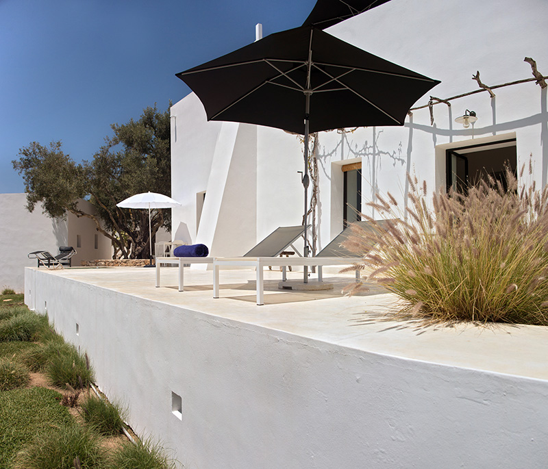 Beautiful and modern villa with sea view overlooking Porroig and Formentera