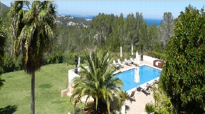 Villa Benimussa with views of the sea and landscape
