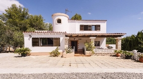 Villa with lots of charm for sale in quiet location and lots of peace in Ibiza