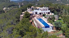 Large luxury villa in Ibiza with amazing views