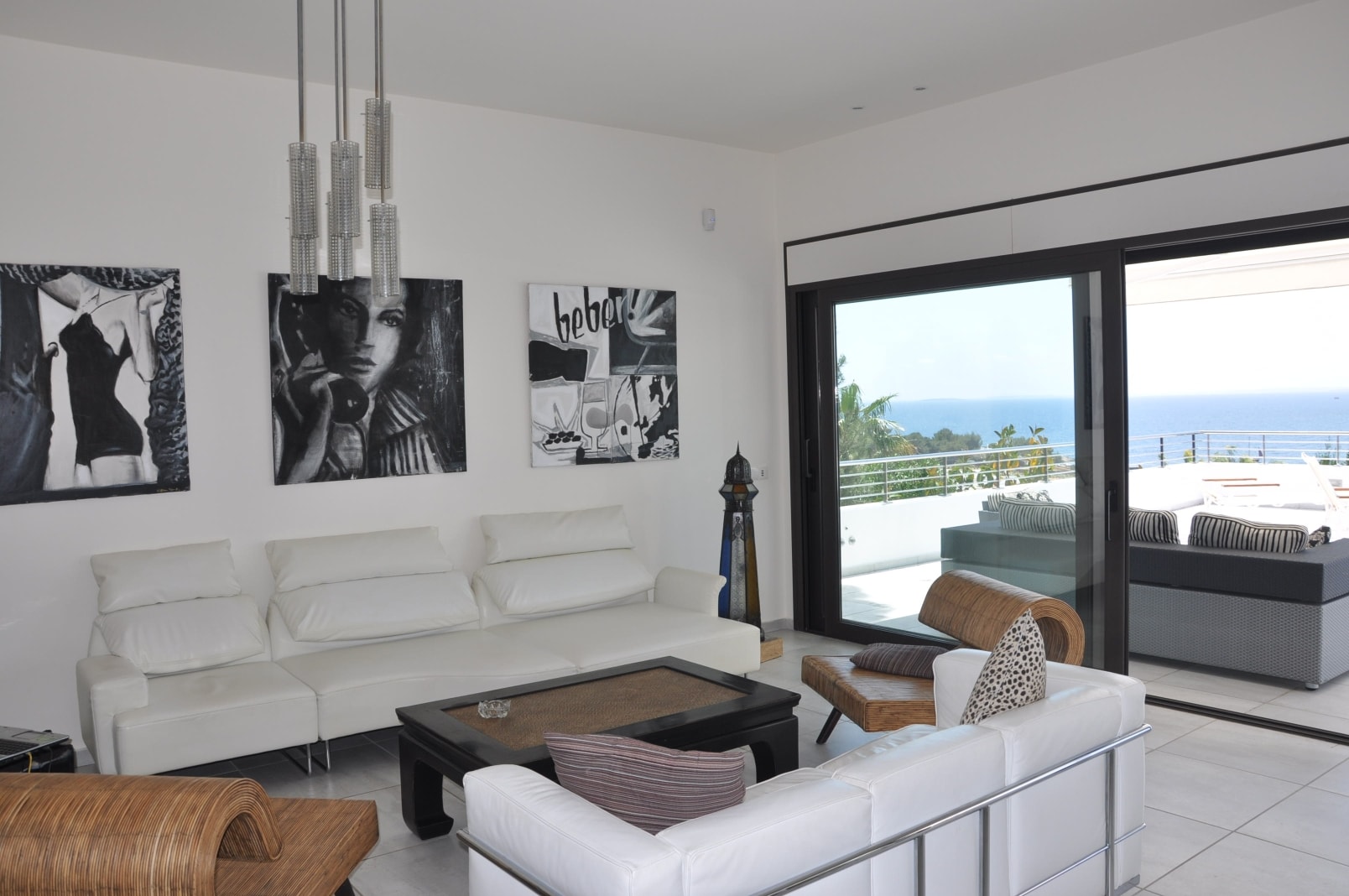 Precious modern villa with great views in Talamanca for rent