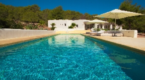 Beautiful totally renovated Finca in 3 km from Ibiza for rent