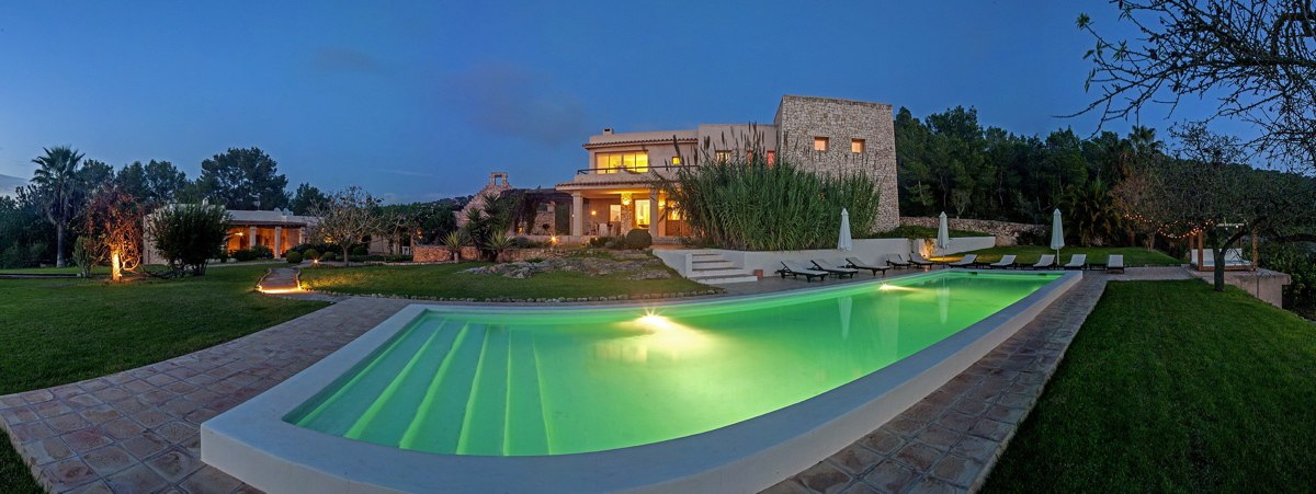 Villa for rent located in San Rafael – Ibiza