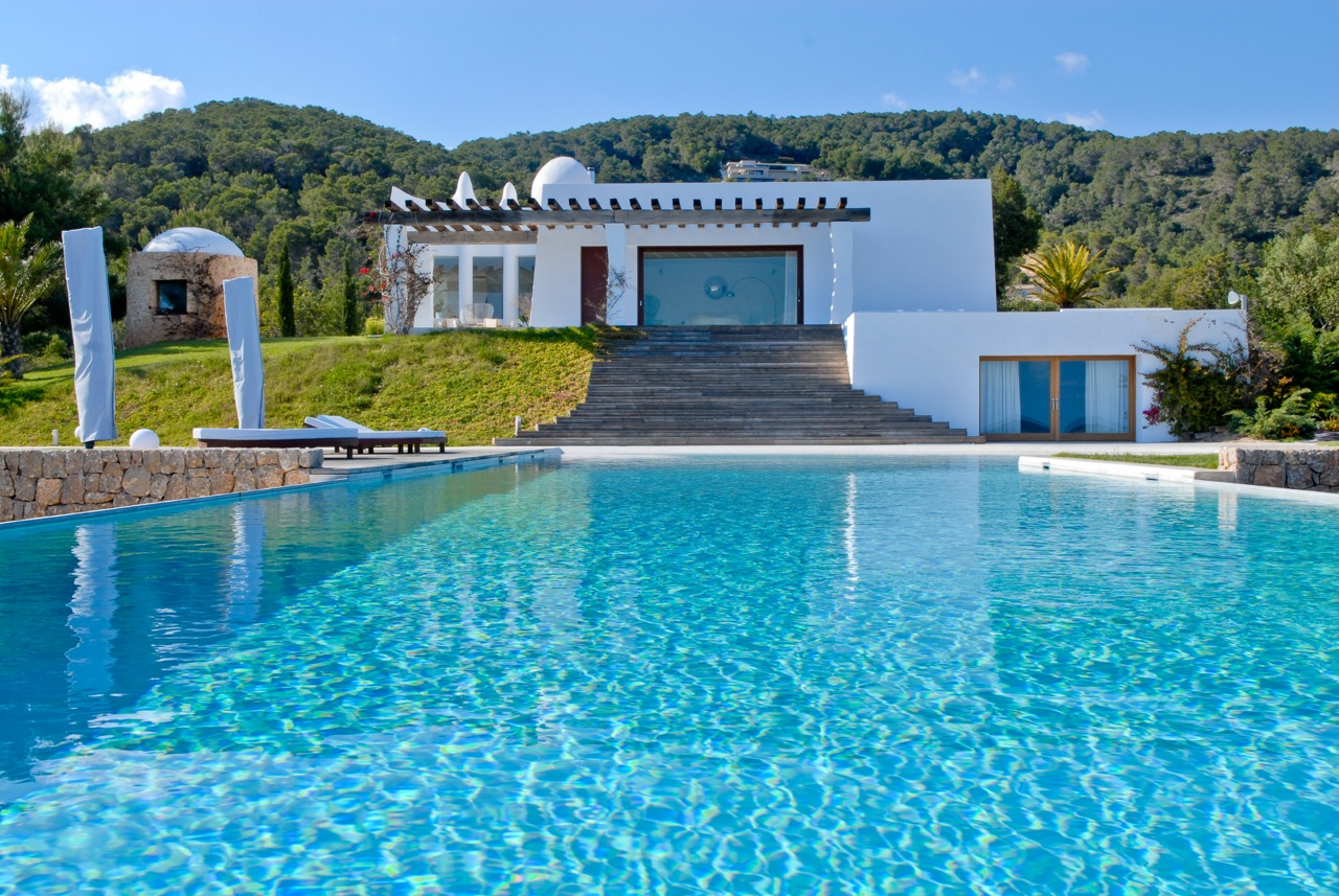 Exclusive luxury property for sale on Ibiza Km 4