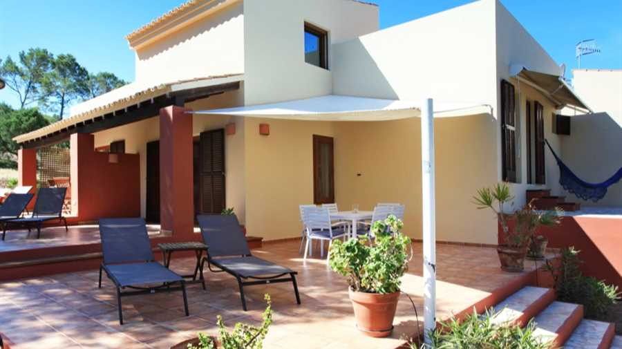 Villa with sea views Cala Tarida