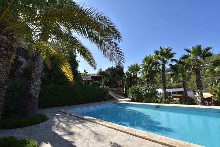 High quality property in the Cala Vadella - Ibiza