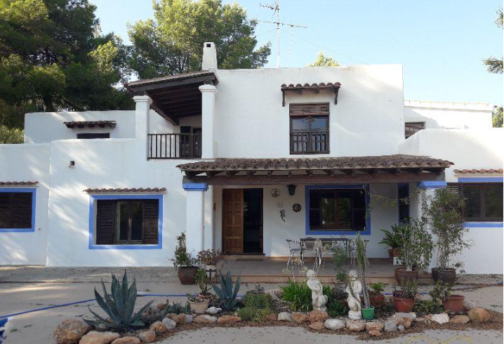 Great opportunity - typical House in Santa Eulalia