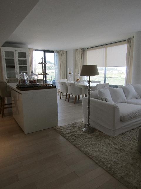Very nice apartment with 117 m2 with views to the sea