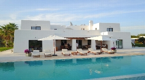 Luxury villa for sale in San Rafel with 6 bedrooms