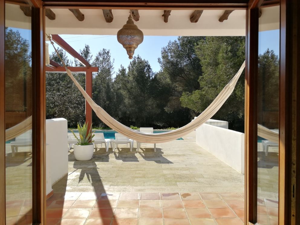 Spectacular house for sale en Ibicenco style completely renovate near Ibiza