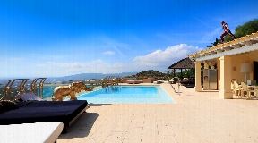 Luxurious villa is located on one of the highest points - Can Furnet