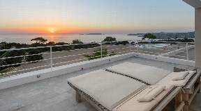 New reformed House in first line with sea views and sunset