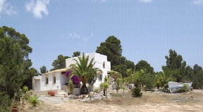 Good quality villa situated in a rural area in Cap de Barbaria for sale
