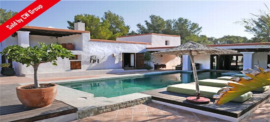 Traditional finca renovated with rental licence