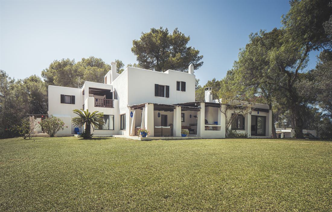 Beautiful house with amazing views near to Ibiza