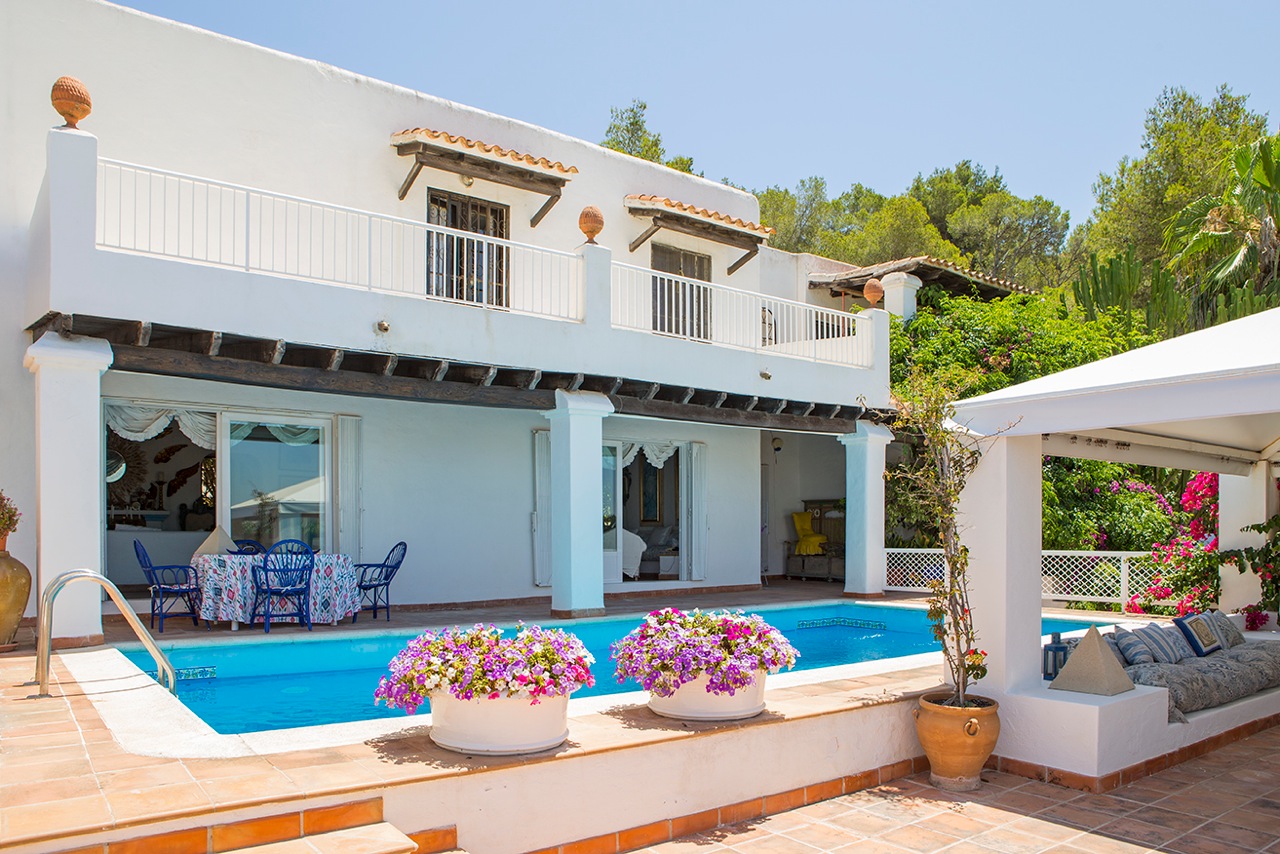 Beautiful villa located in one of the most exclusive residential of Ibiza