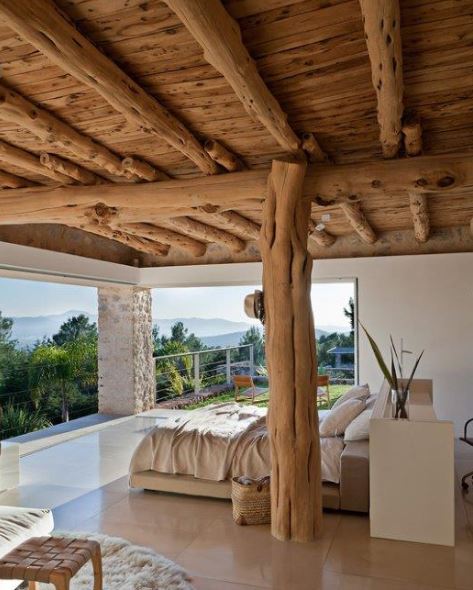 Beautiful modern 450 m2 villa with rustic overtones and beautiful views