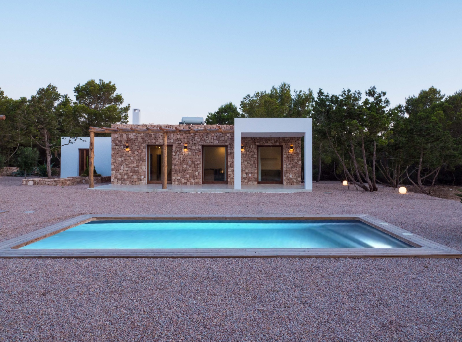 Beautiful house in Formentera 900 meters from the beach for sale