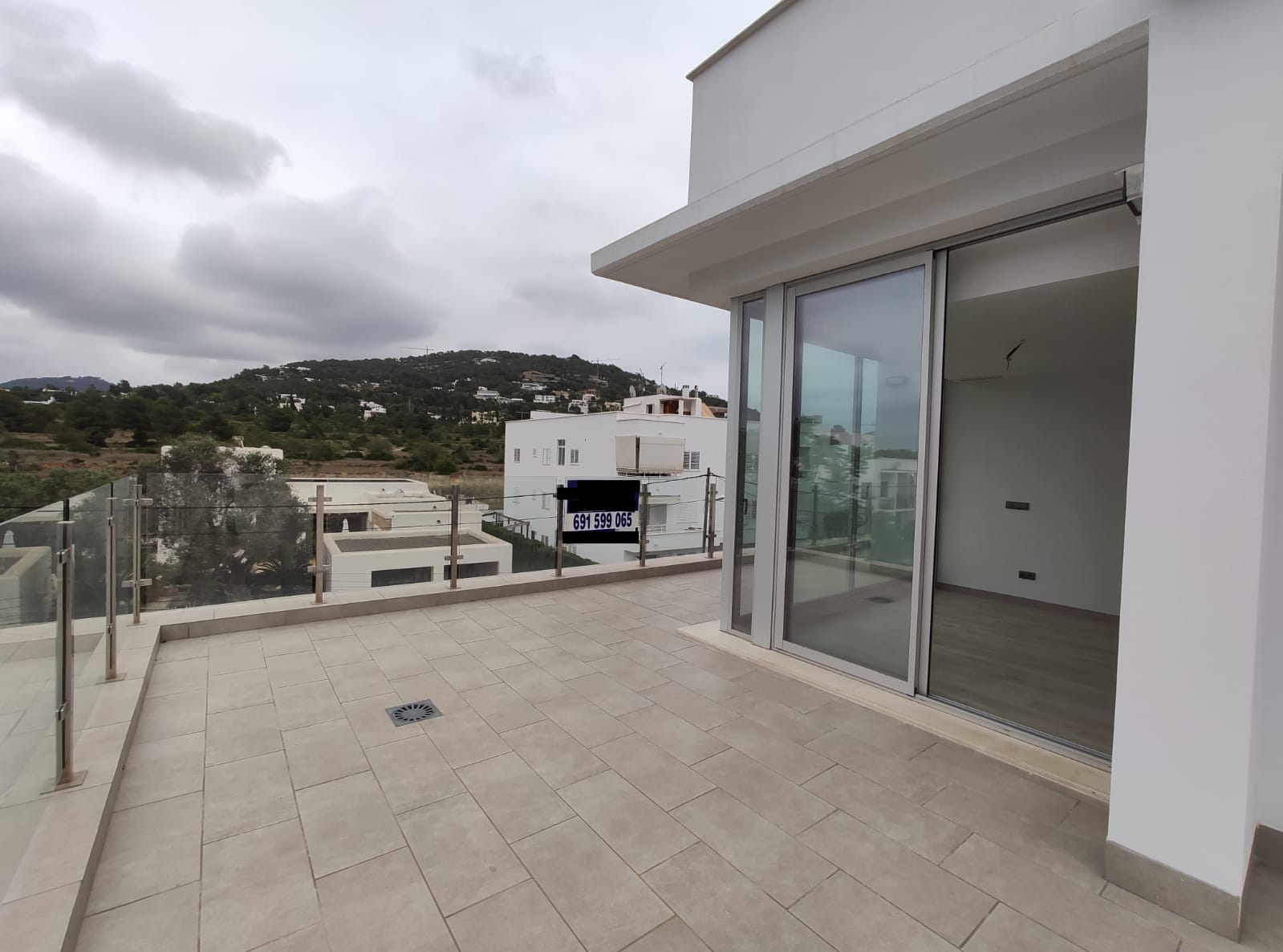 Newly built penthouse in the center of Jesus of 100m2
