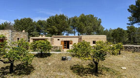 Authentic Ibizan finca located in rural area between Jesús and Sta. Eulalia