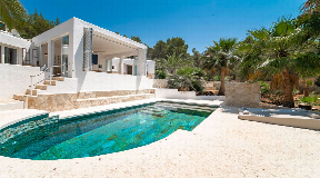 Completely renovated finca for sale in the southwest of Ibiza