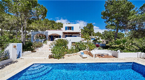 Amazing authentic Ibiza property with stunning sea views