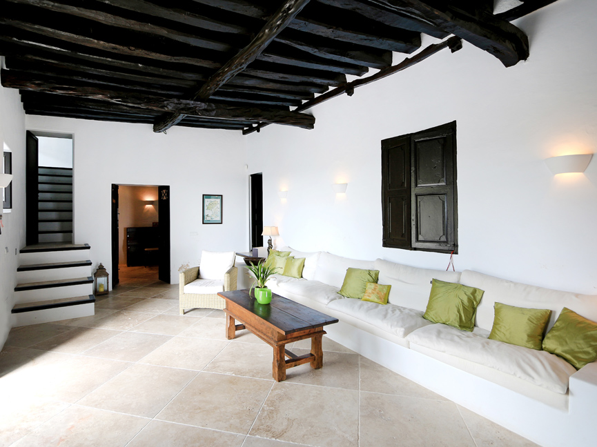 Beautifully renovated historical Finca near San Lorenzo and Ibiza