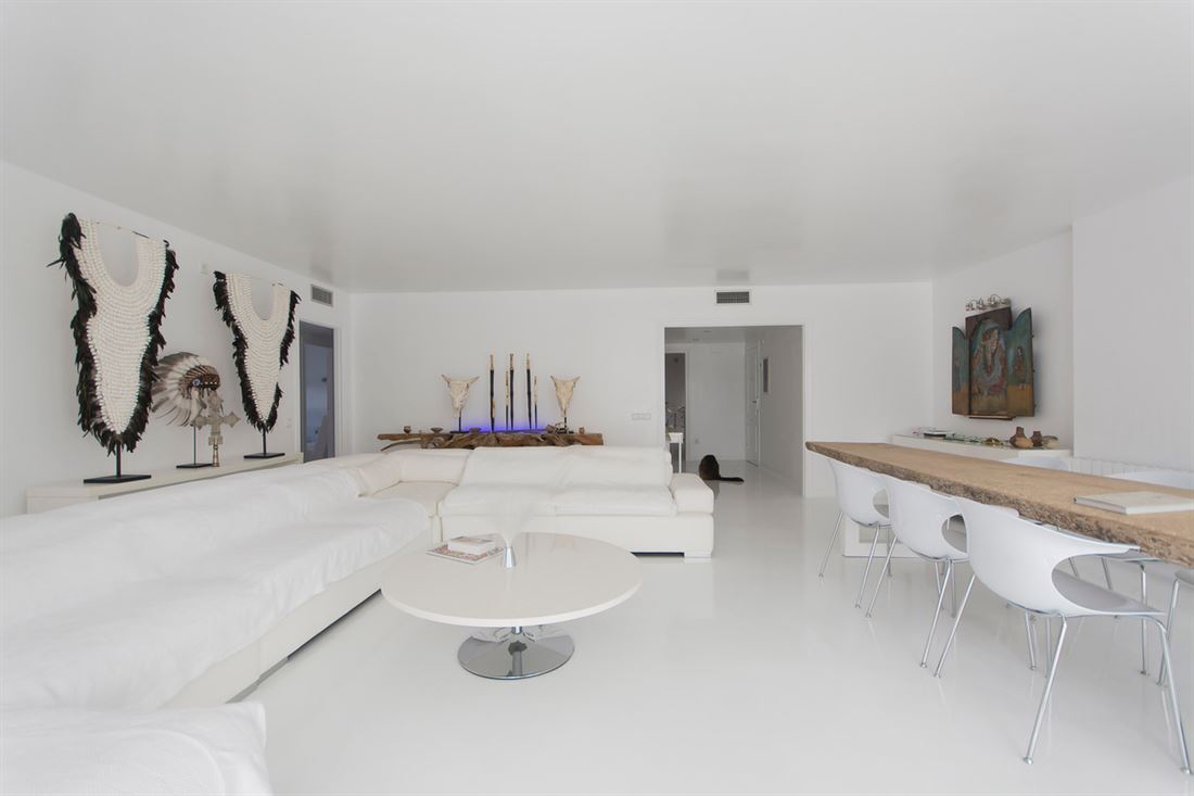 Modern apartment, located in the heart of Marina Botafoch, in the Aquatic building
