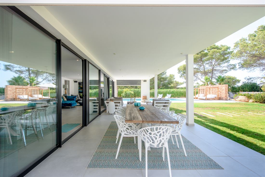 A stunning newly build modern villa in Cala Tarida for sale