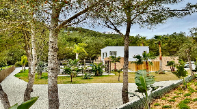 Beautiful luxury villa for sale near to Ibiza