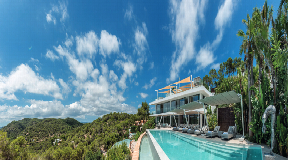 Stunning villa with amazing sea views in Roca Llisa for sale