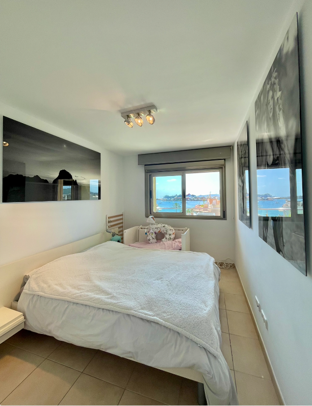 Very bright and cozy apartment with stunning sea view and only 3 minutes walk from the beach of Talamanca