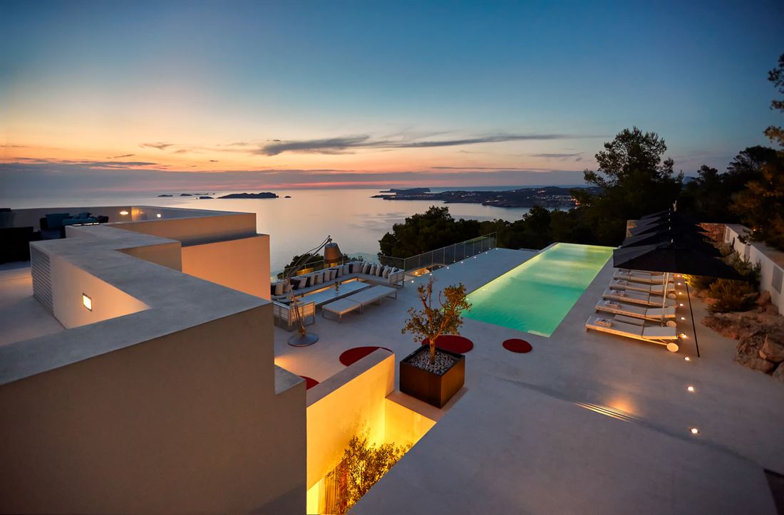 Luxury designer villa on the west coast with amazing sunset views