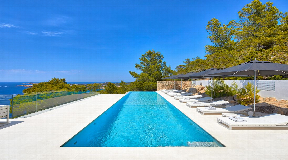 Luxury designer villa on the west coast with amazing sunset views