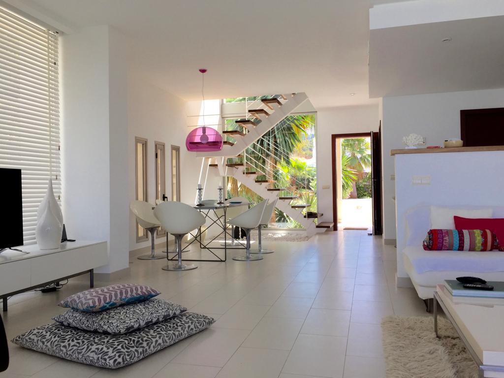 Modern house with spectacular views of the sunset in Cala Vadella