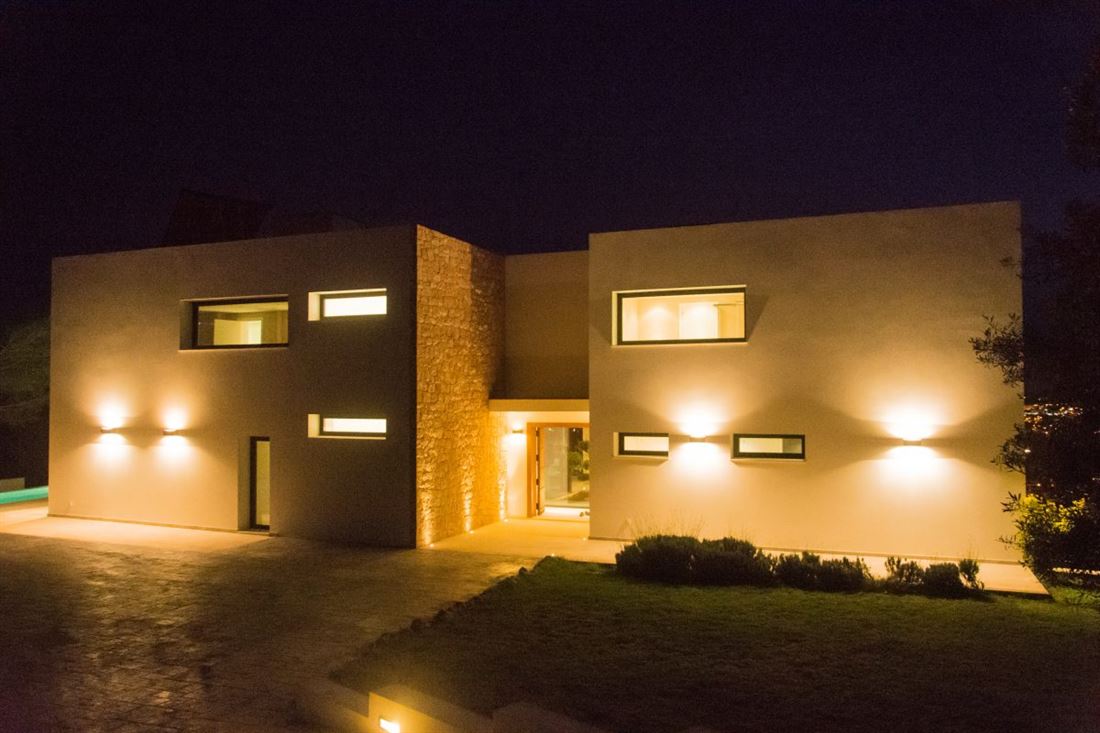 Elegant villa for rent located in a exclusive urbanization