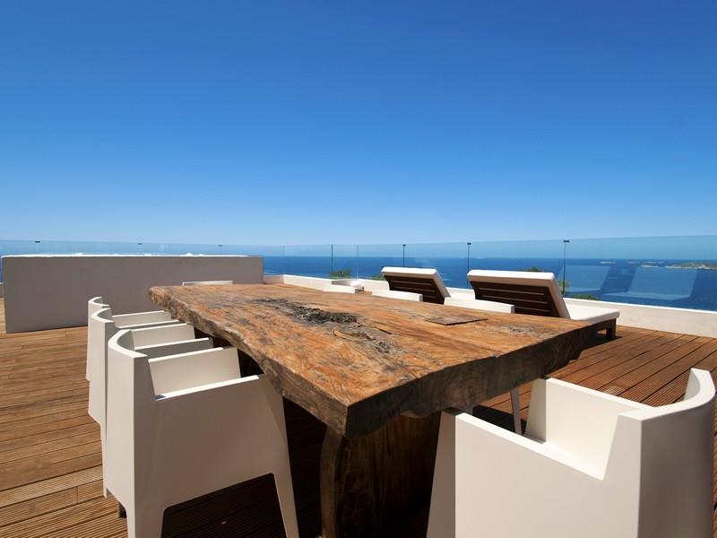 Luxury villa with magnificent sea views over Cala Moli with rental license