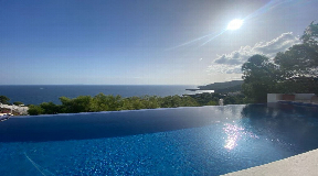 Beautiful modern villa is Situated in the exclusive residential area of Roca Llisa