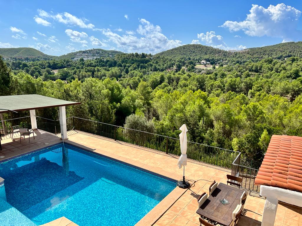 Beautiful property in the middle of the nature of Ibiza