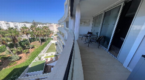 Apartment Precioso is located in one of the areas in Botafoch and on the beach of Talamanca